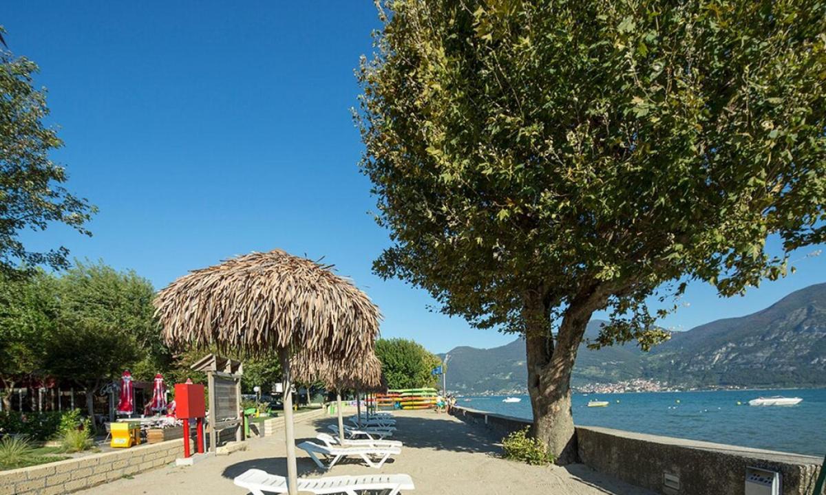 Estivo Premium Deluxe Mobile Homes On Camping Del Sole Village Iseo Eksteriør bilde