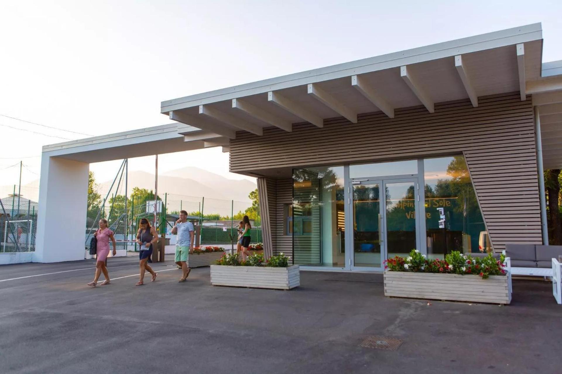 Estivo Premium Deluxe Mobile Homes On Camping Del Sole Village Iseo Eksteriør bilde