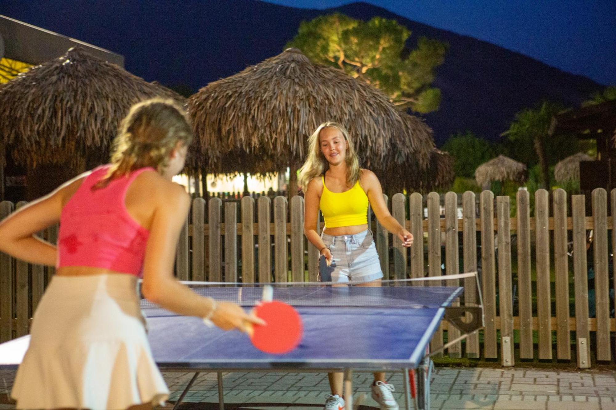 Estivo Premium Deluxe Mobile Homes On Camping Del Sole Village Iseo Eksteriør bilde
