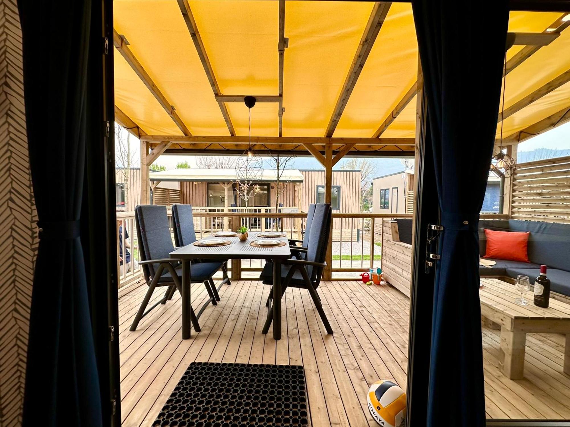 Estivo Premium Deluxe Mobile Homes On Camping Del Sole Village Iseo Eksteriør bilde